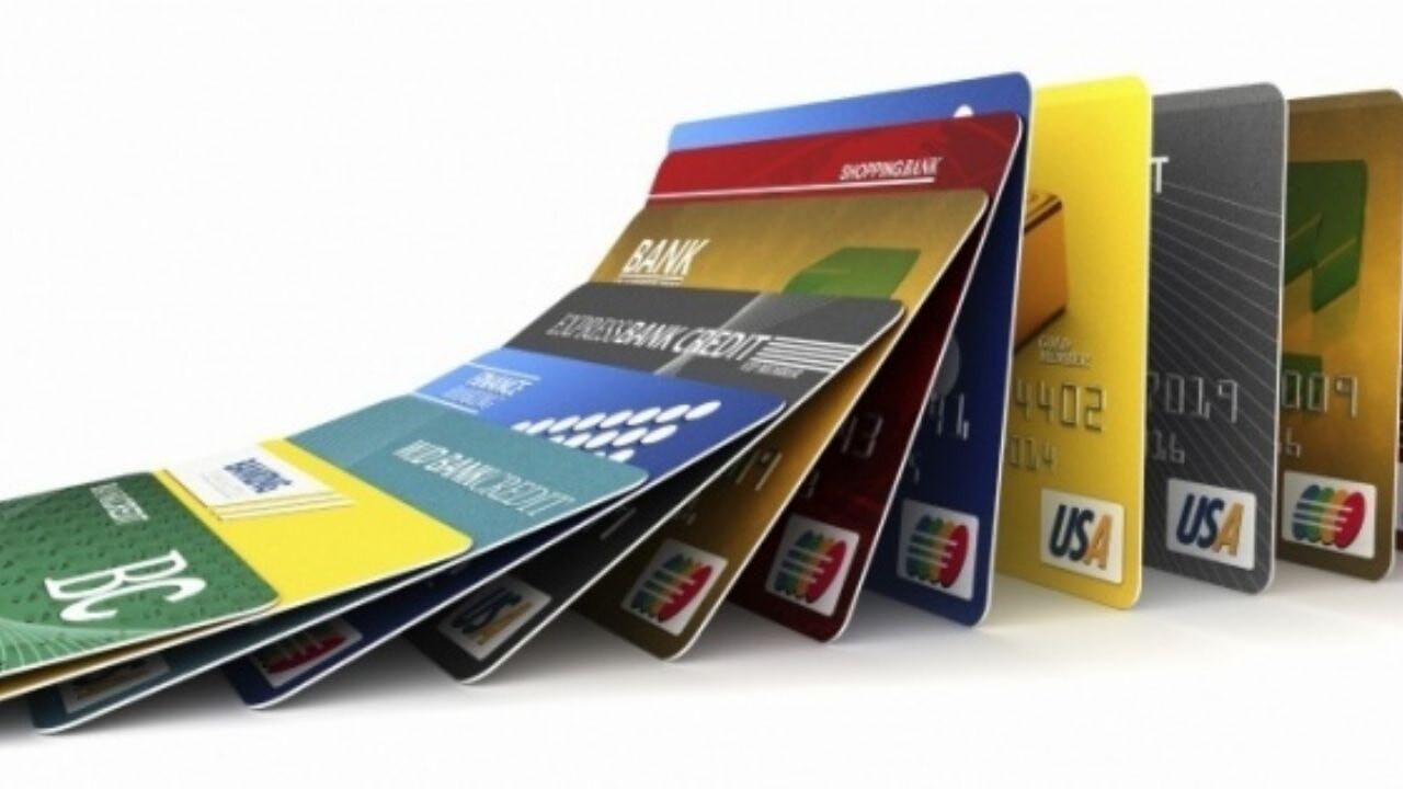 Kredi kartı limitleri ne zaman düşecek? Hangi kredi kartları etkilenecek? Kredi kartı yeni limit hesabı yayınlandı