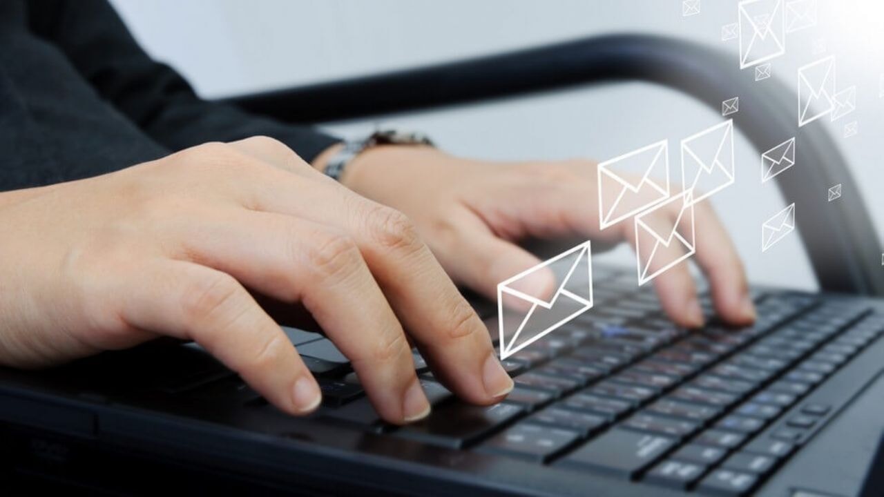 Microsoft hatası gizli e-postaları yapay zekaya açtı