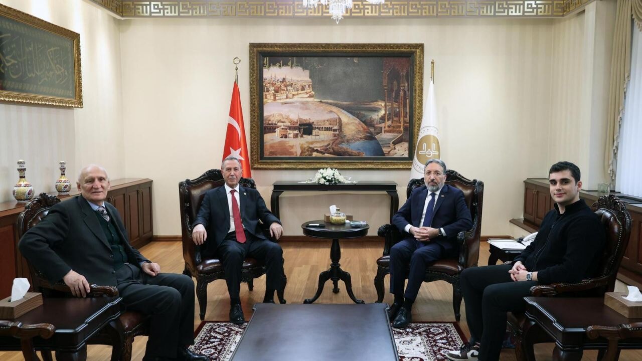 Timetürk yazarı Vahit Özdemir'den Safi Arpaguş'u tebrik ziyareti