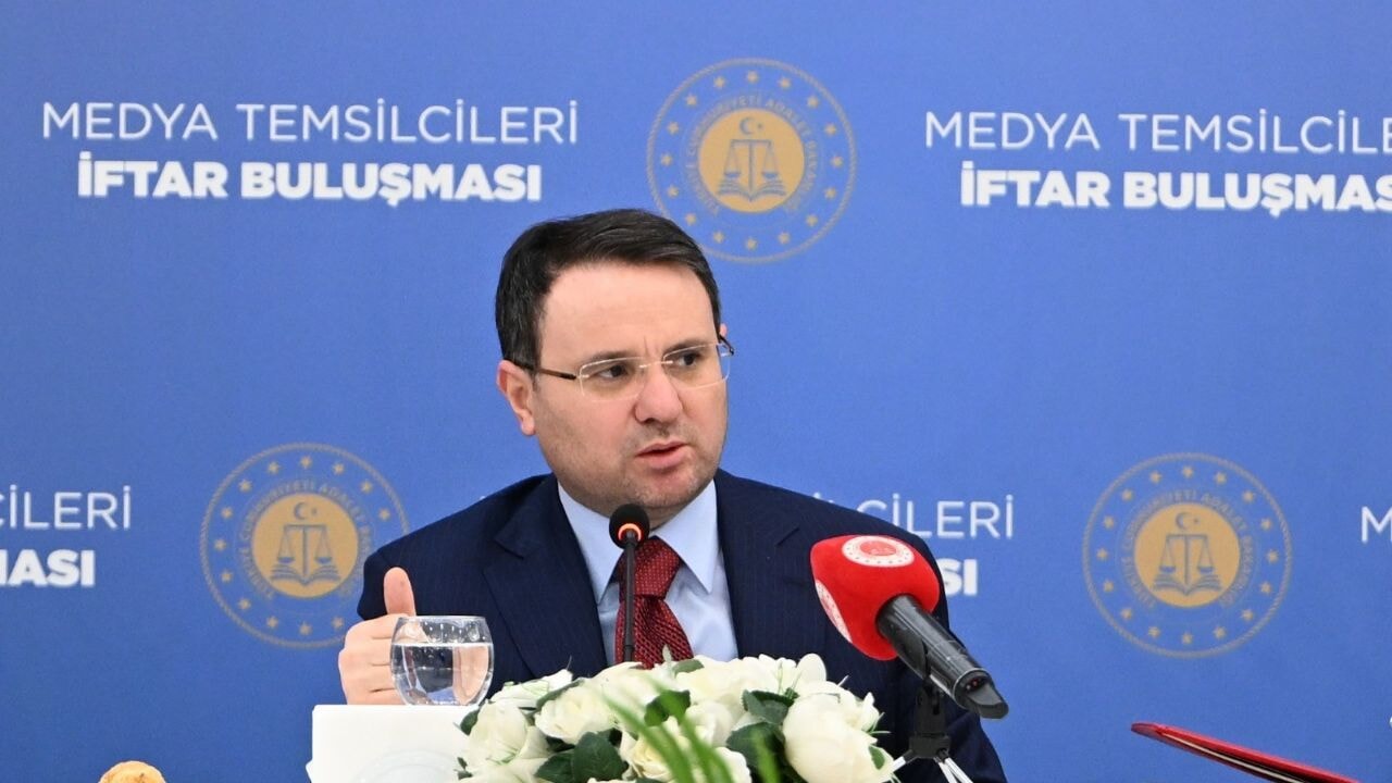 Adalet Bakanı Gürlek: 'Çeteler çocukları ailelerinden kiralıyor'