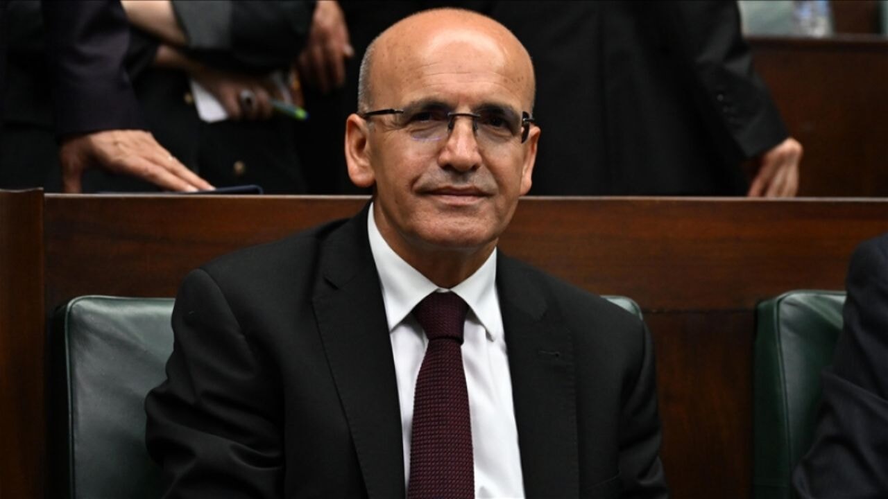 Bakan Şimşek: 'Gelişmeleri takip ediyor ve gerekli tedbirleri alıyoruz'
