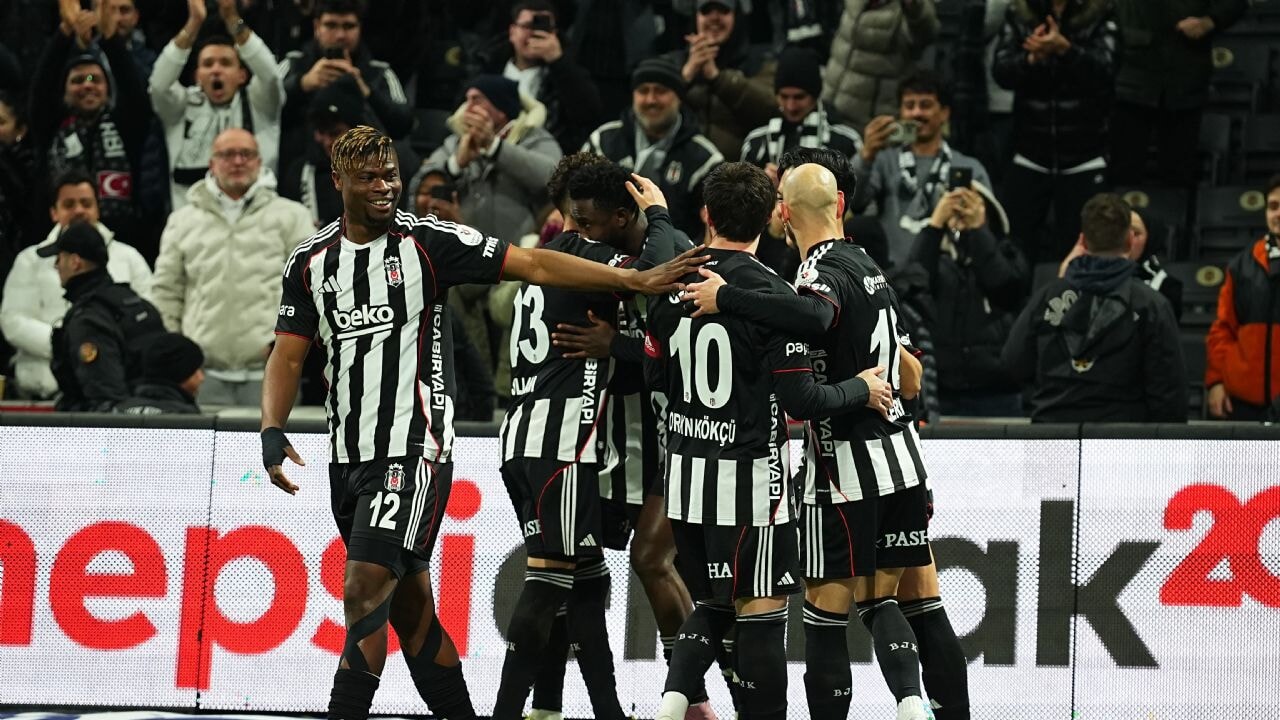 Beşiktaş dev derbiye hazır! Kartal yenilmezlik serisini sürdürebilecek mi?