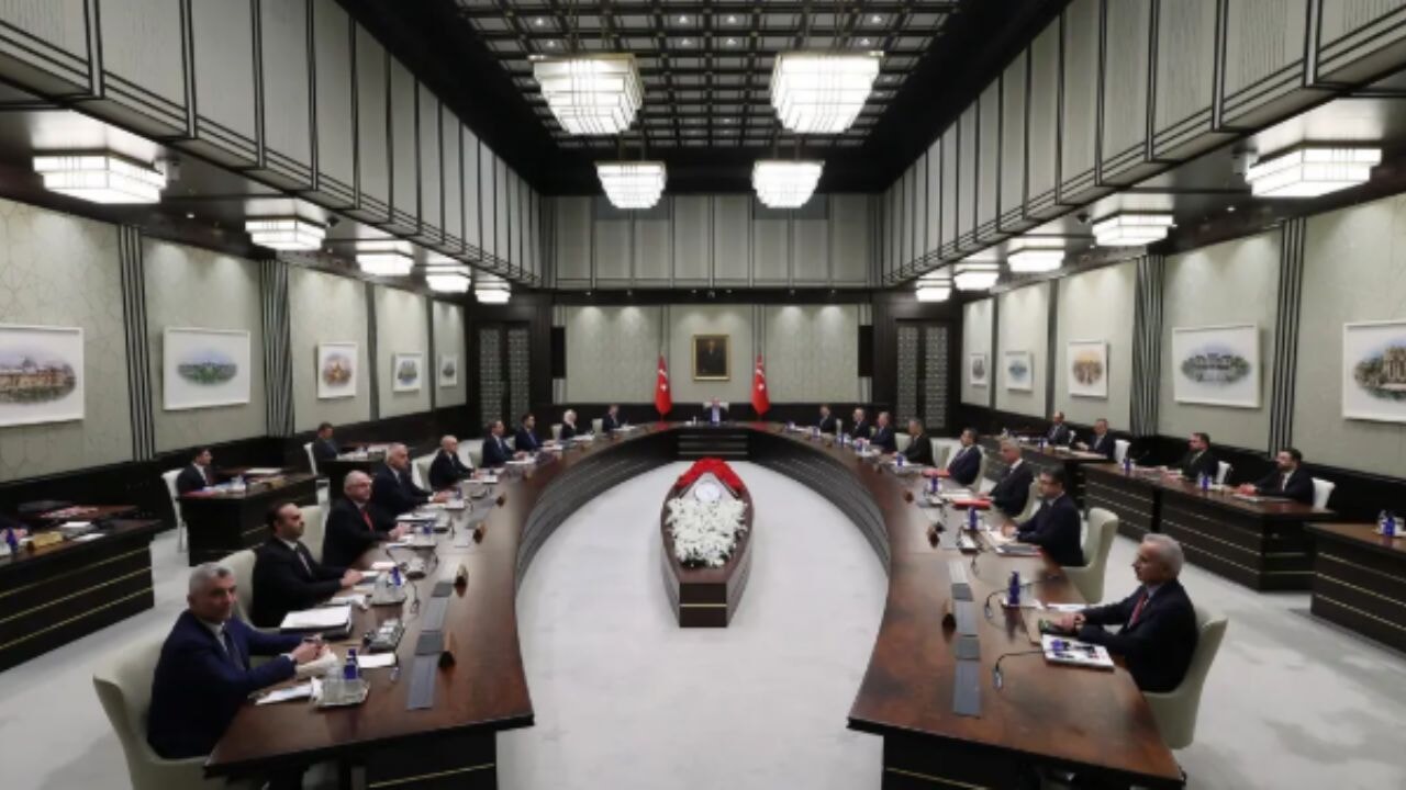 Kabine toplanıyor! İşte masadaki üç önemli gündem