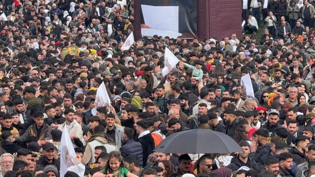 Öcalan ve Barzani'den 'Nevruz' mesajı