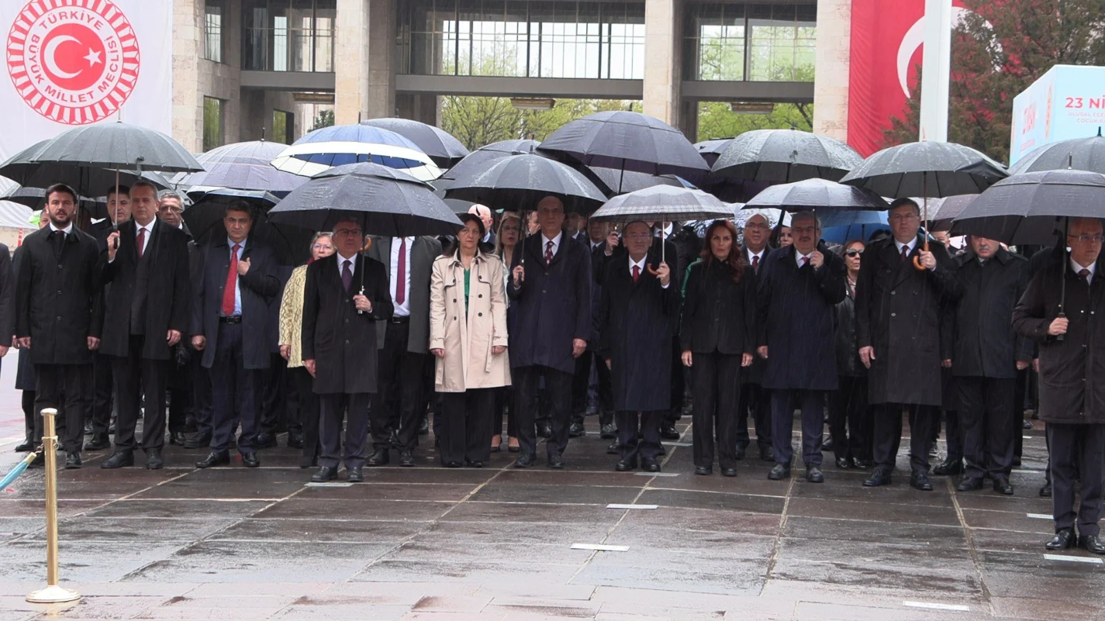 23 Nisan dolayısıyla TBMM'de tören düzenlendi
