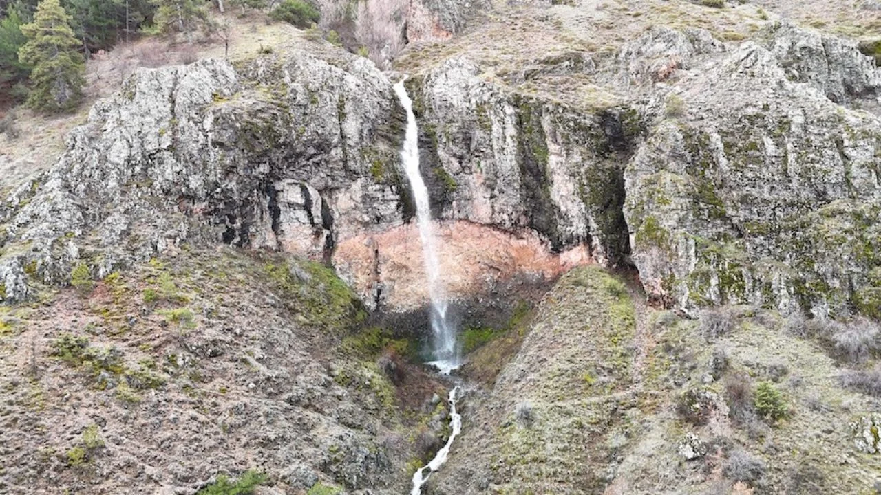 Ankara'da keşfedilmeyi bekleyen Kurumcu Şelalesi