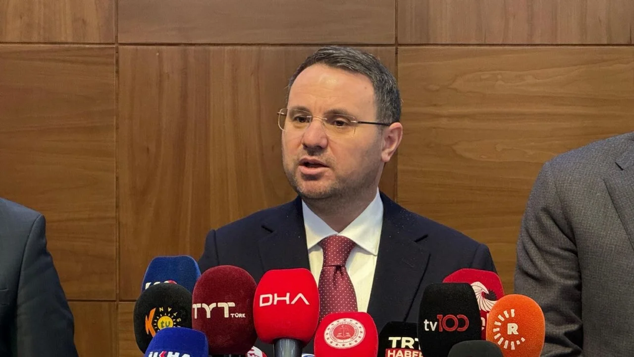 Bakan Gürlek: Sosyal medyaya kimlikle girilecek