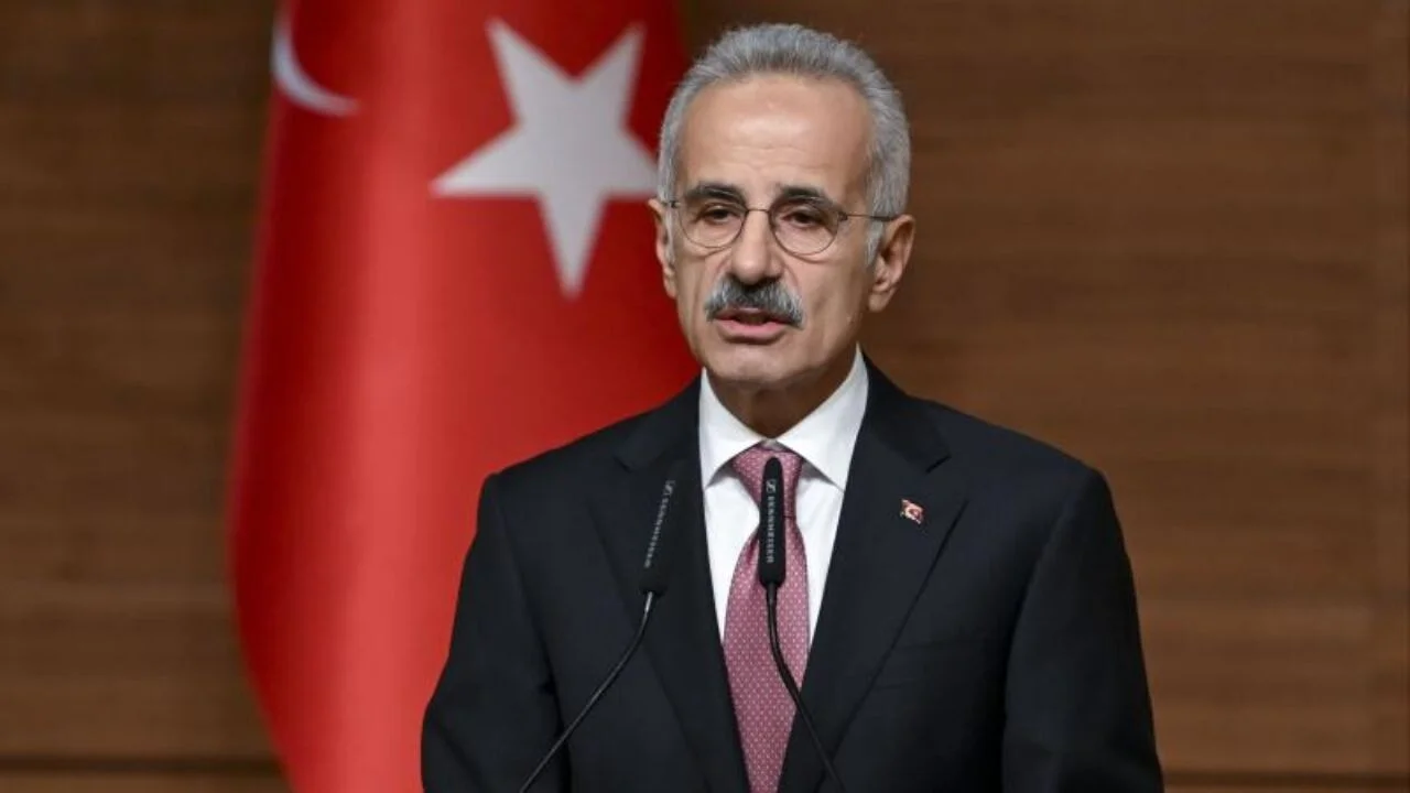 Bakan Uraloğlu'ndan düşen Libya uçağıyla ilgili açıklama