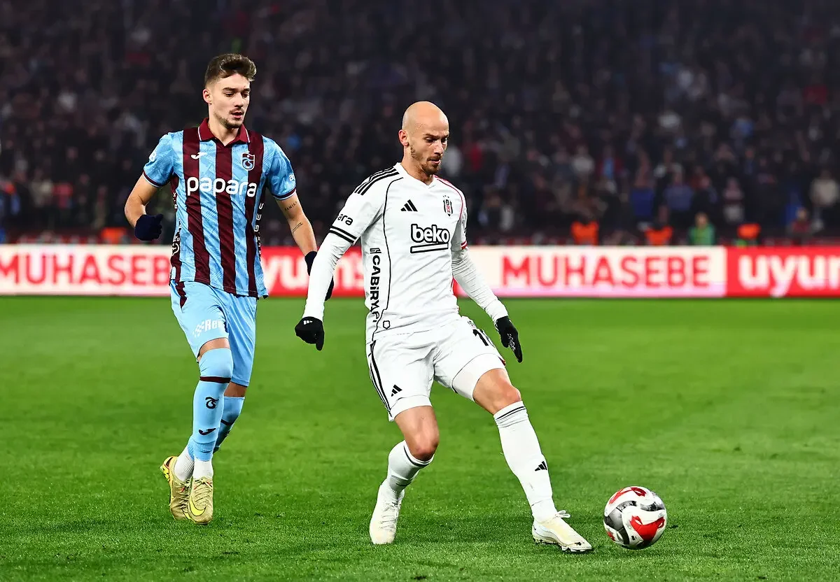 Beşiktaş-Trabzonspor derbi tarihi belli oldu! TFF'den 33. hafta kararı