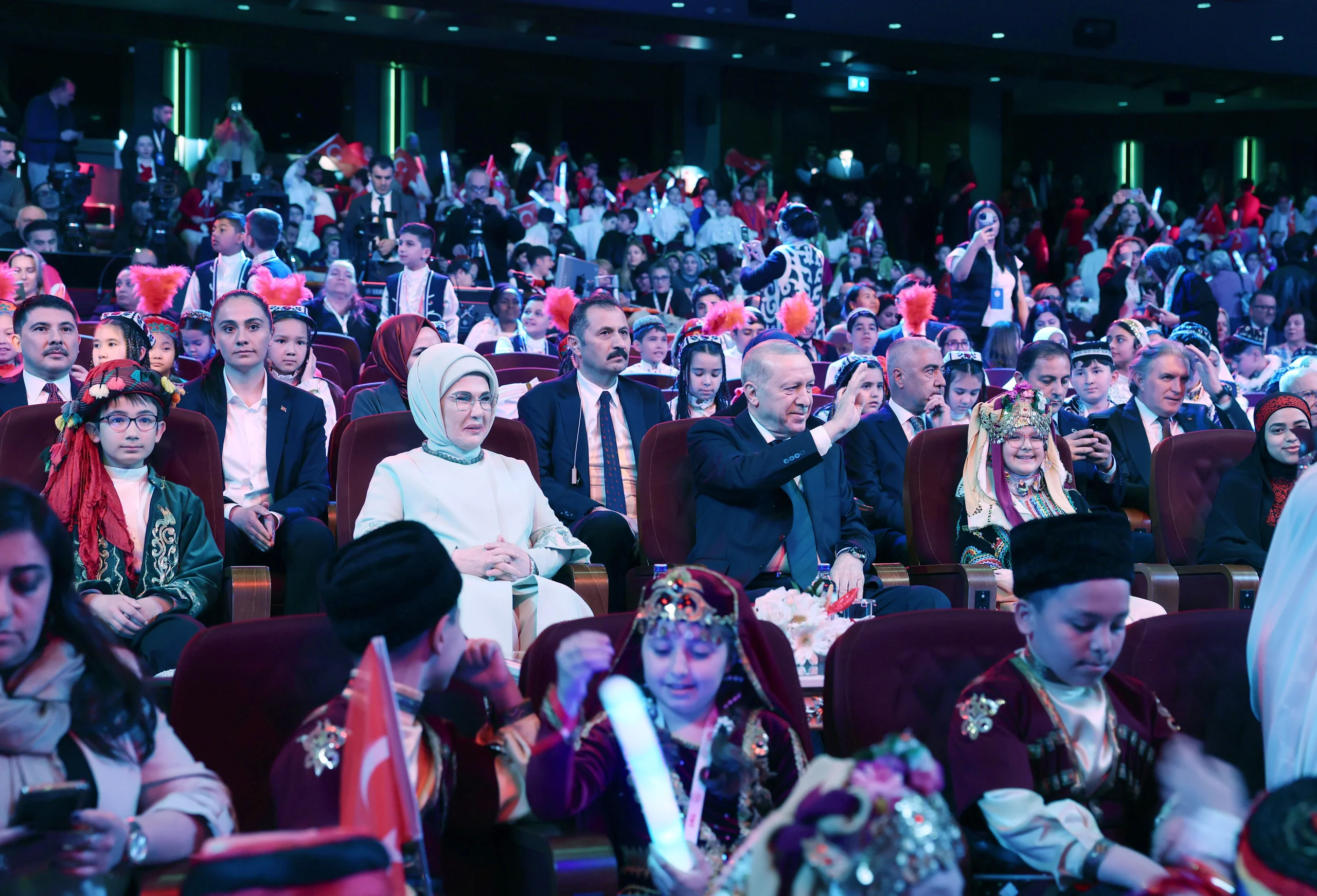 Cumhurbaşkanı Erdoğan'dan "23 Nisan" mesajı