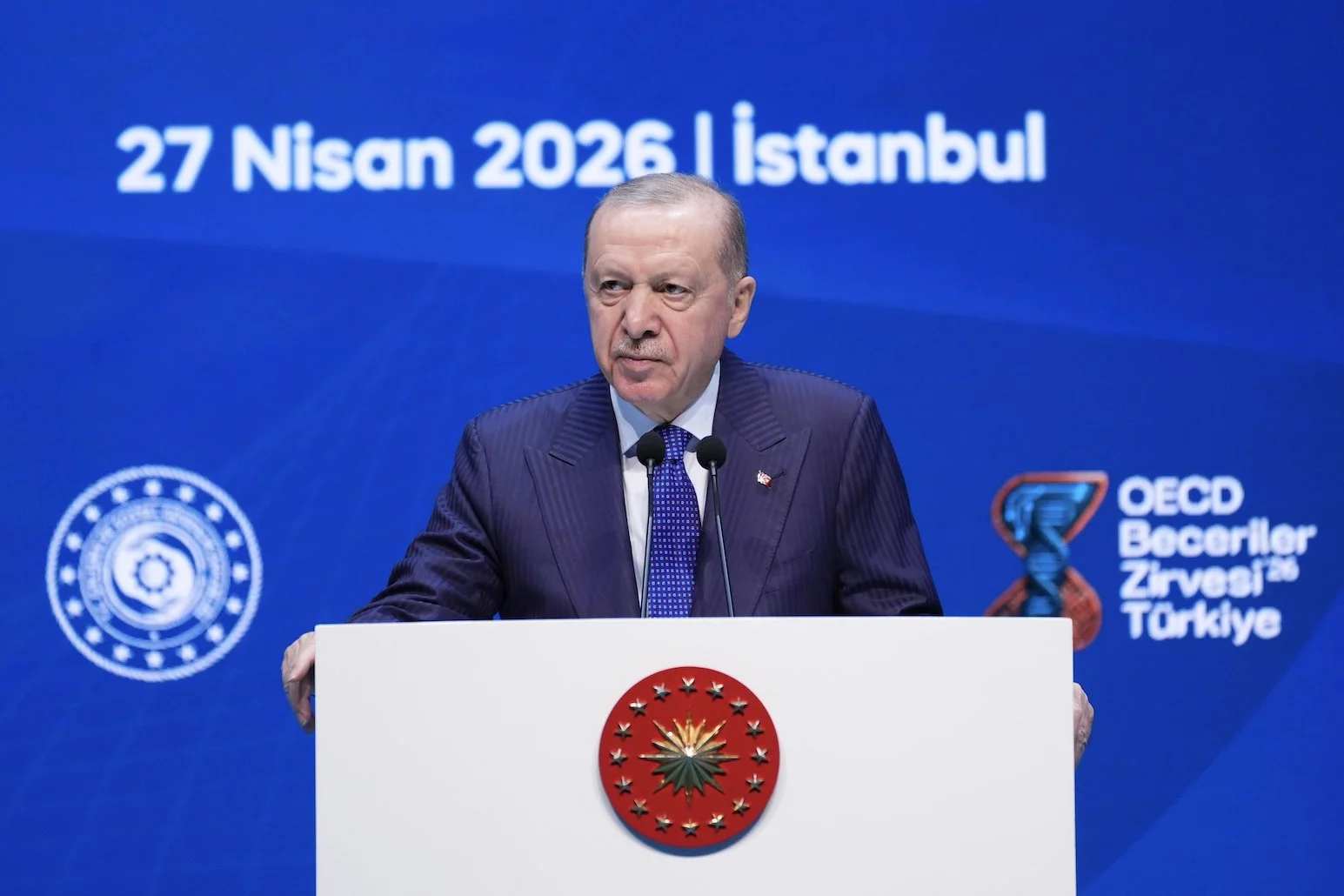 Cumhurbaşkanı Erdoğan: "Dünya keskin bir dönüşüm sürecinde"
