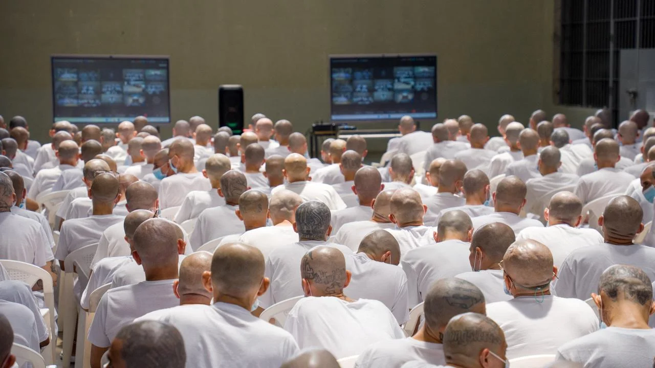 Emsalsiz dava: 47 bin suçtan yargılanıyorlar!