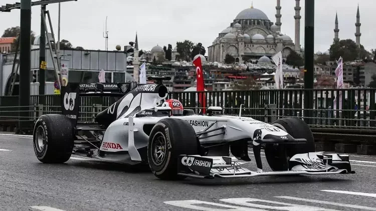 Formula 1 severlere müjde! İstanbul Park açılıyor!