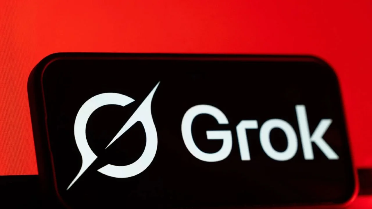 Grok'ta yine müstehcen içerikler ortaya çıktı!