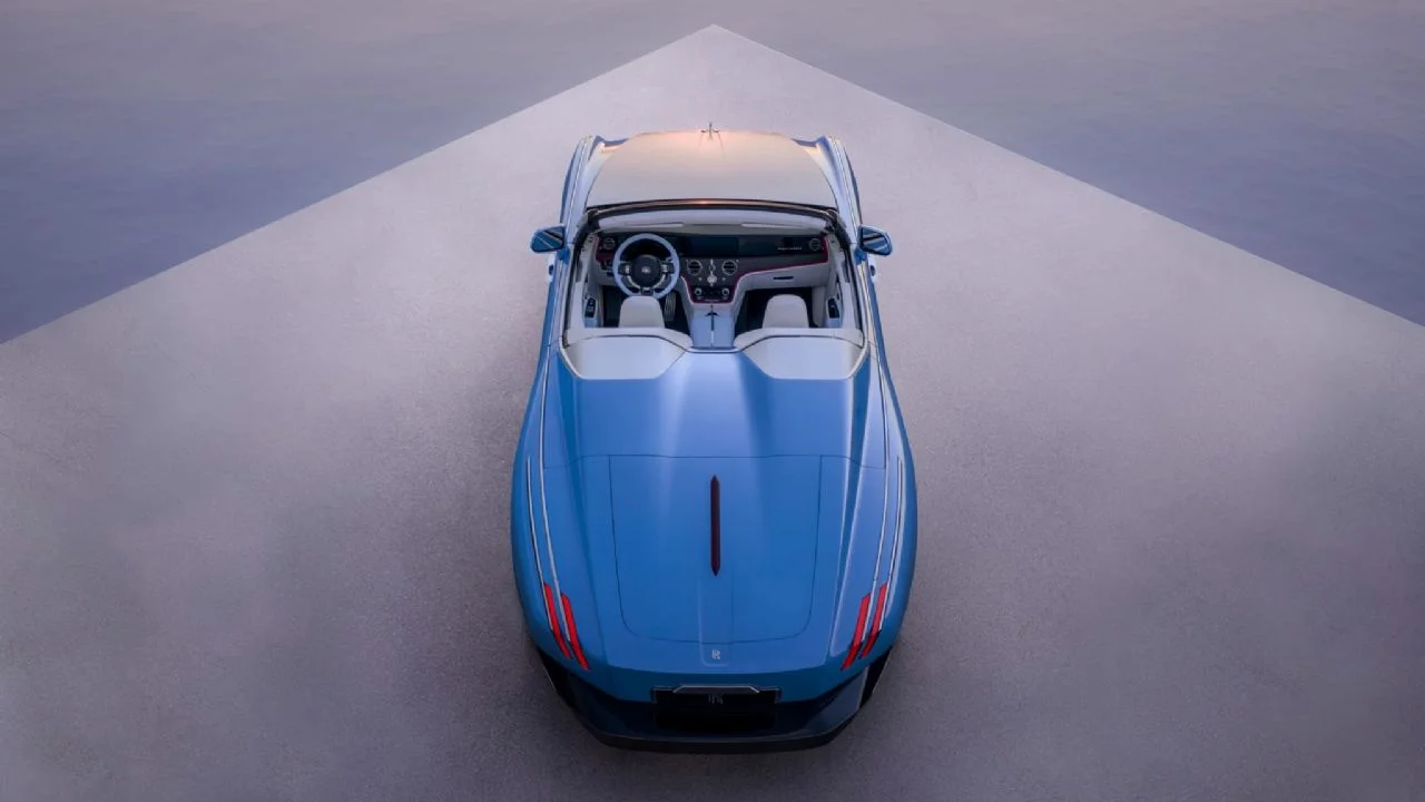 Hızın zarif ruhu geri döndü: Rolls-Royce 'EX' efsanesini geleceğe taşıyor