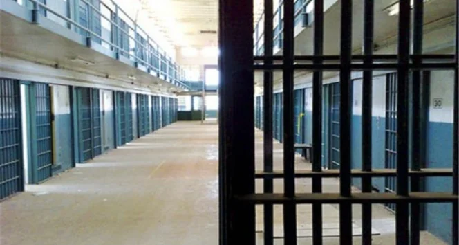 Hükümlüler kamu hizmetlerinde çalıştırılacak