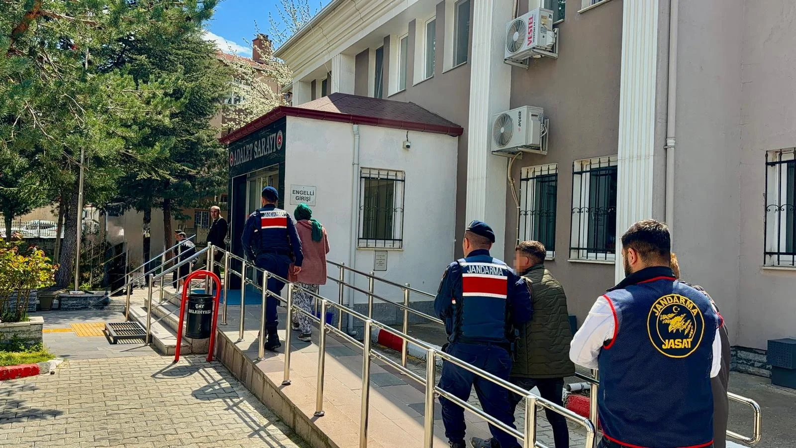 İntihar denildi, cinayet çıktı