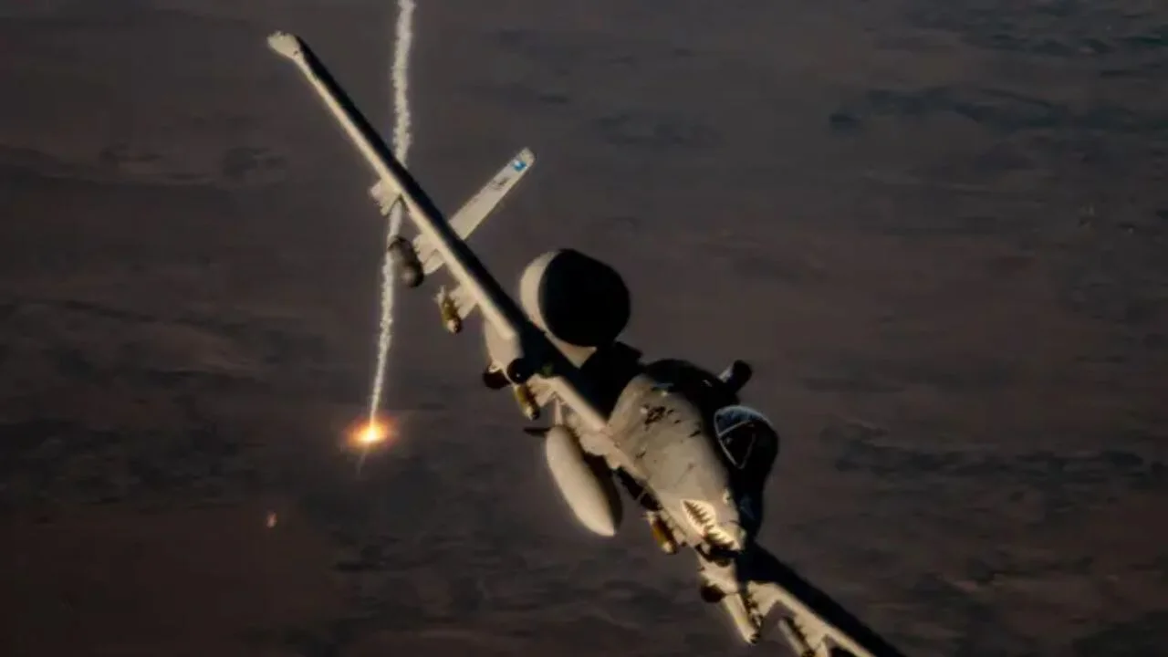 İran, Amerikan A-10 savaş uçağının imha görüntüsünü yayınlandı