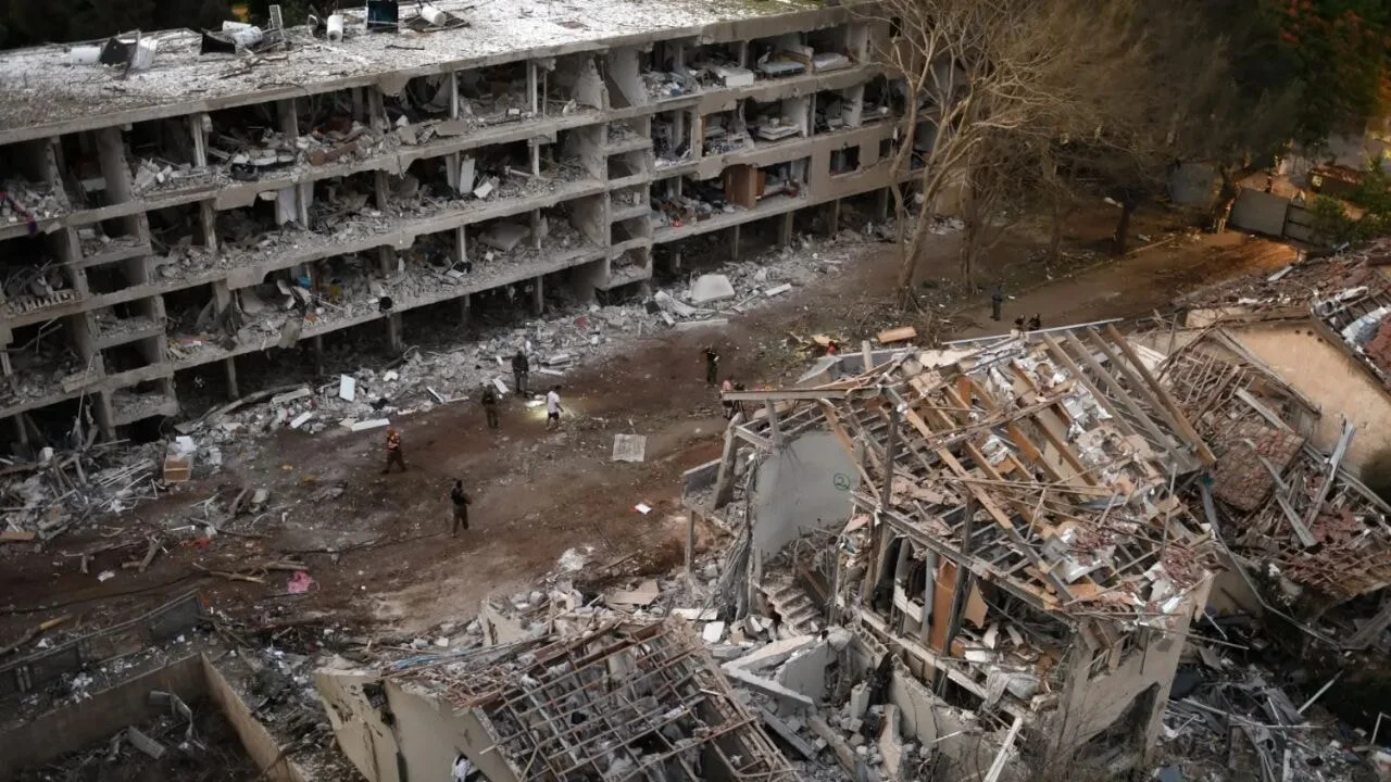 İran: 'İsrail'de 5 hedefi vurduk'