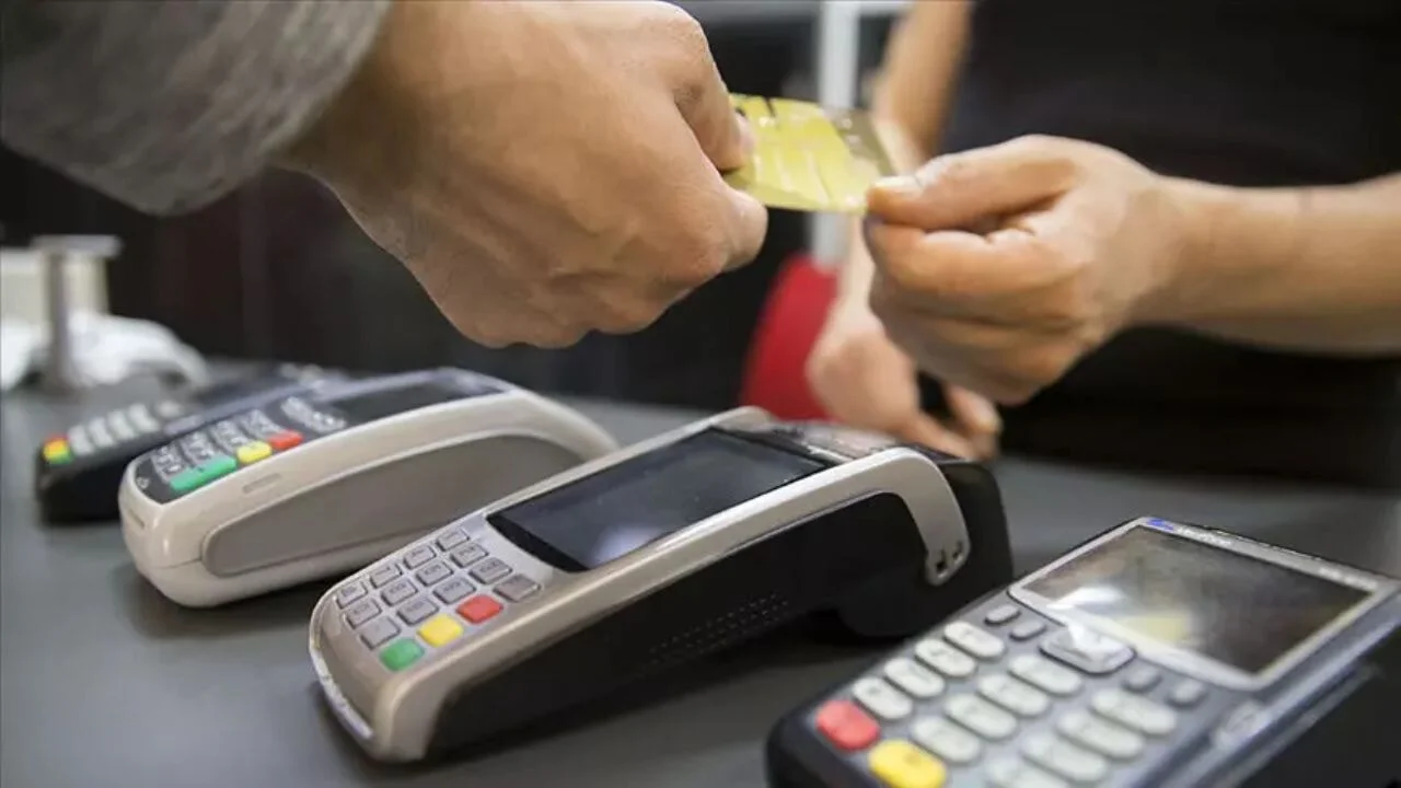 Milyonlarca kişi bekliyordu! Kredi kartı limitinde yeni karar!