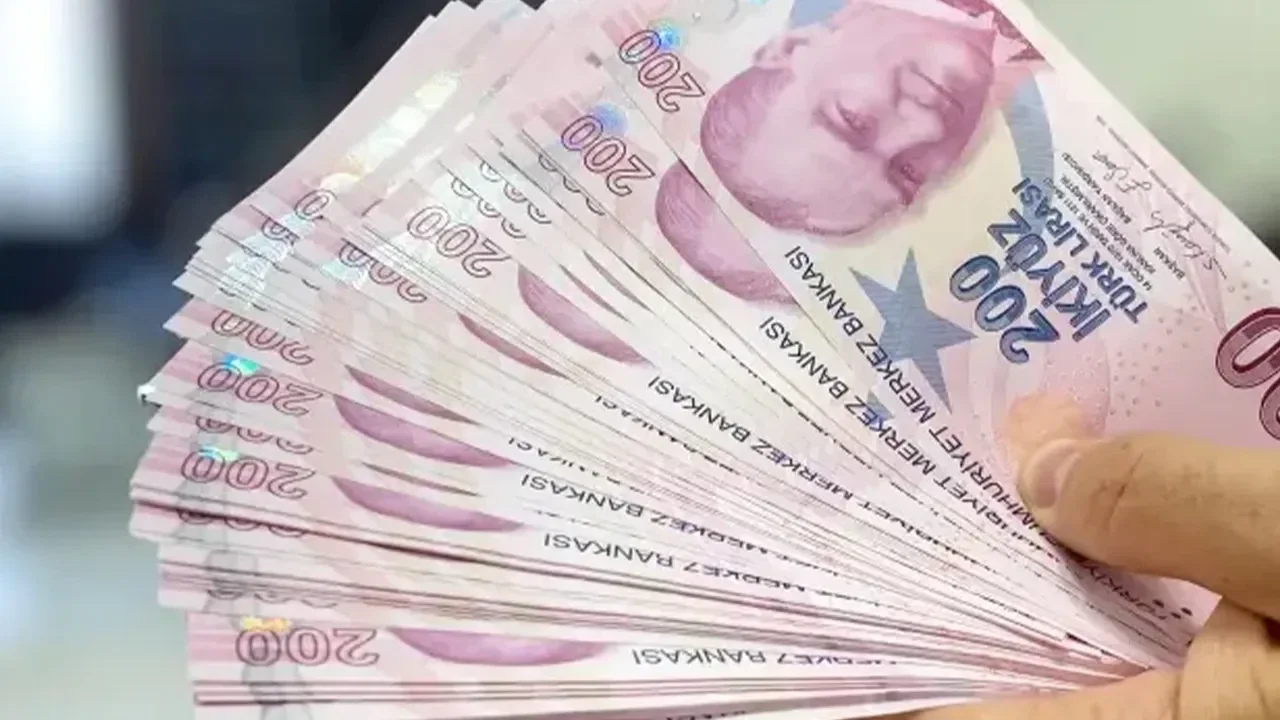 Nisan ayı doğum yardımı ödemeleri hesaplara yatırıldı