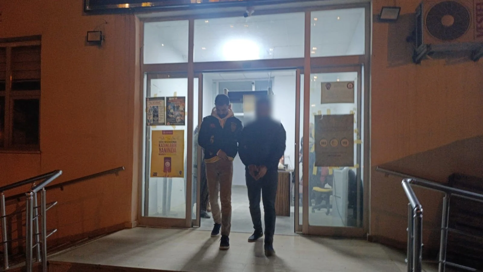 Öz kızını öldüren anne ve üvey kardeş