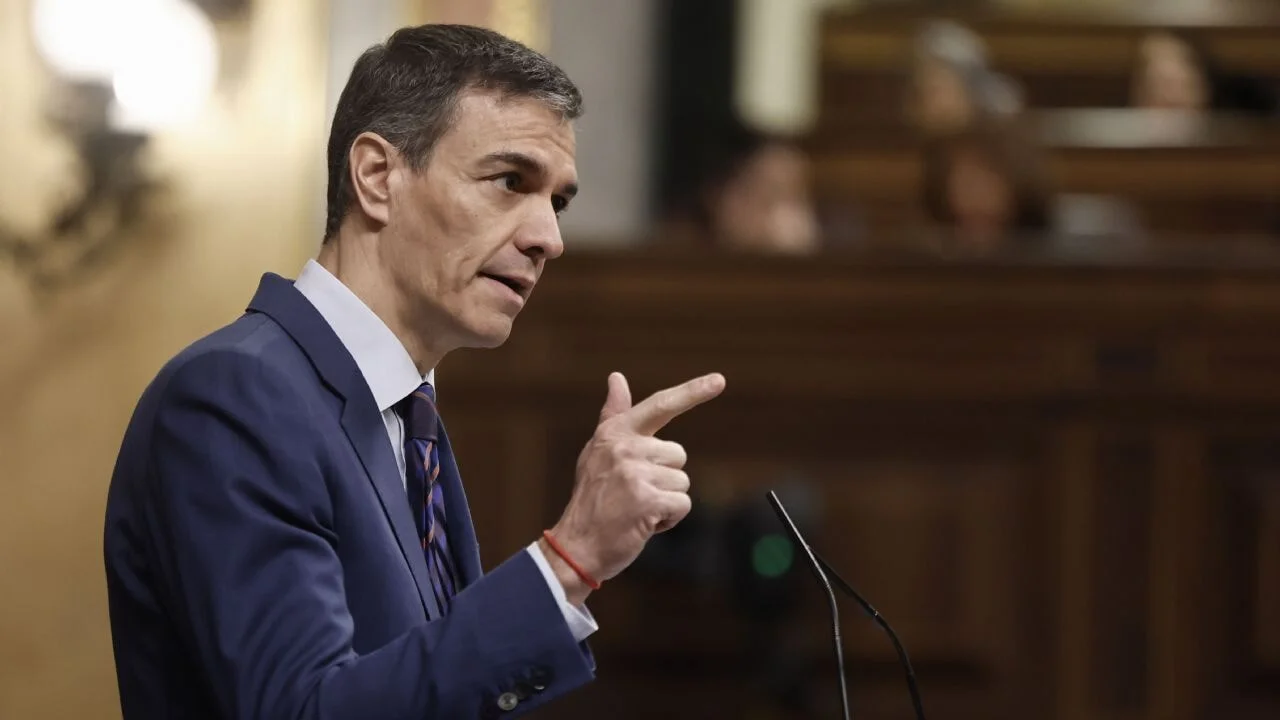 Pedro Sanchez'den Lübnan çıkışı