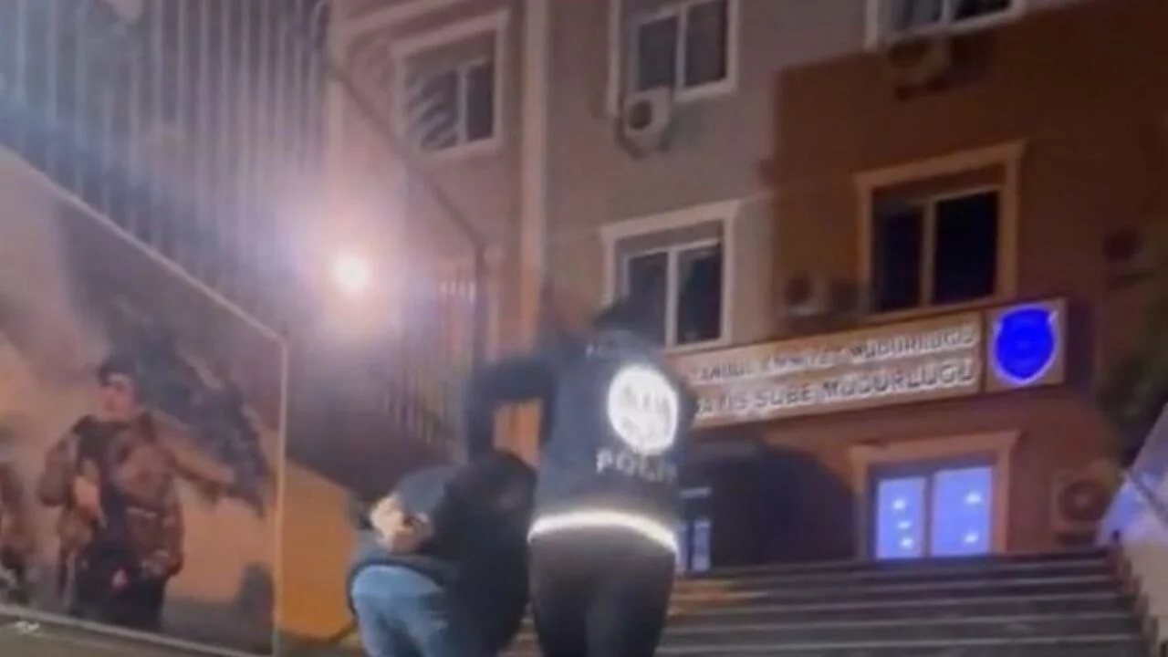 Polis yelekli paylaşıma gözaltı