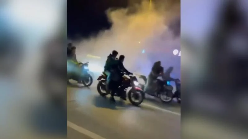 Trafiği tehlikeye soktular 870 bin lira ceza yediler