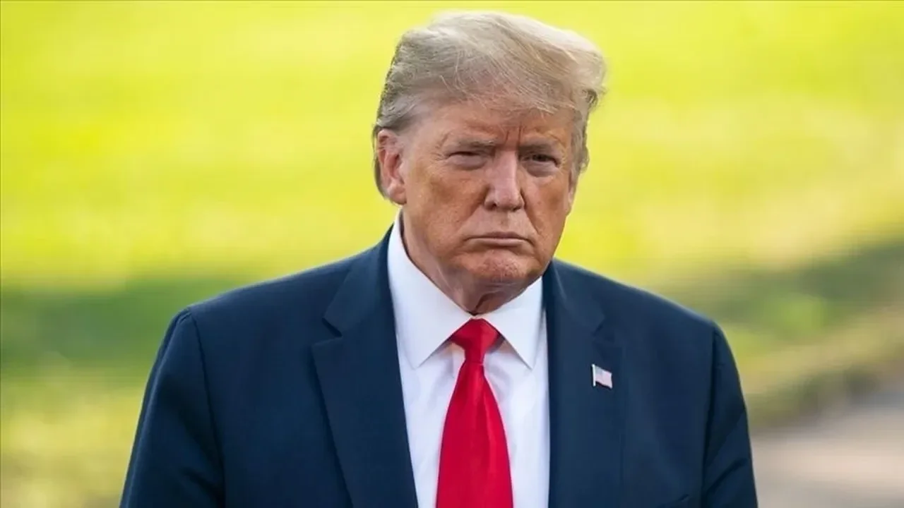 Trump'tan yeni Hürmüz açıklaması: ABD Donanması tüm gemileri ablukaya alacak