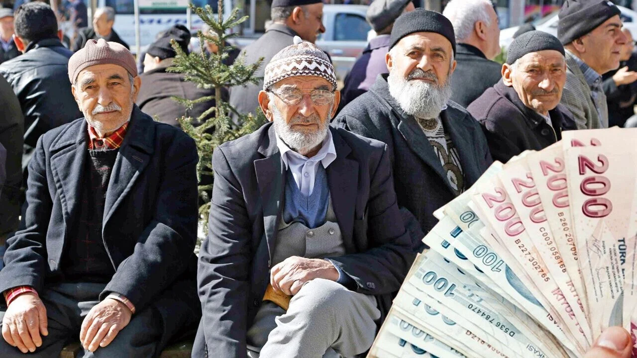 TÜİK rakamları açıkladı: Emekli ve memur maaş zammı netleşiyor!