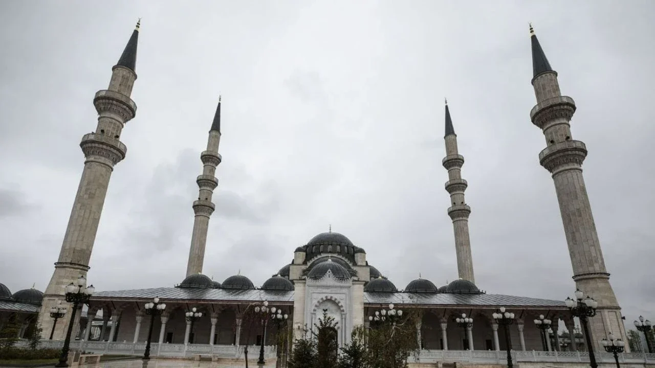 2026 Ankara Kurban Bayramı namazı saat kaçta? Namaz vakti açıklandı