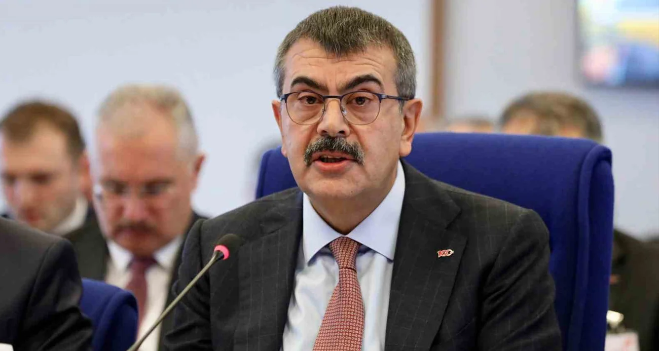 Ara tatil kaldırılacak mı? Bakan Tekin'den açıklamalar...