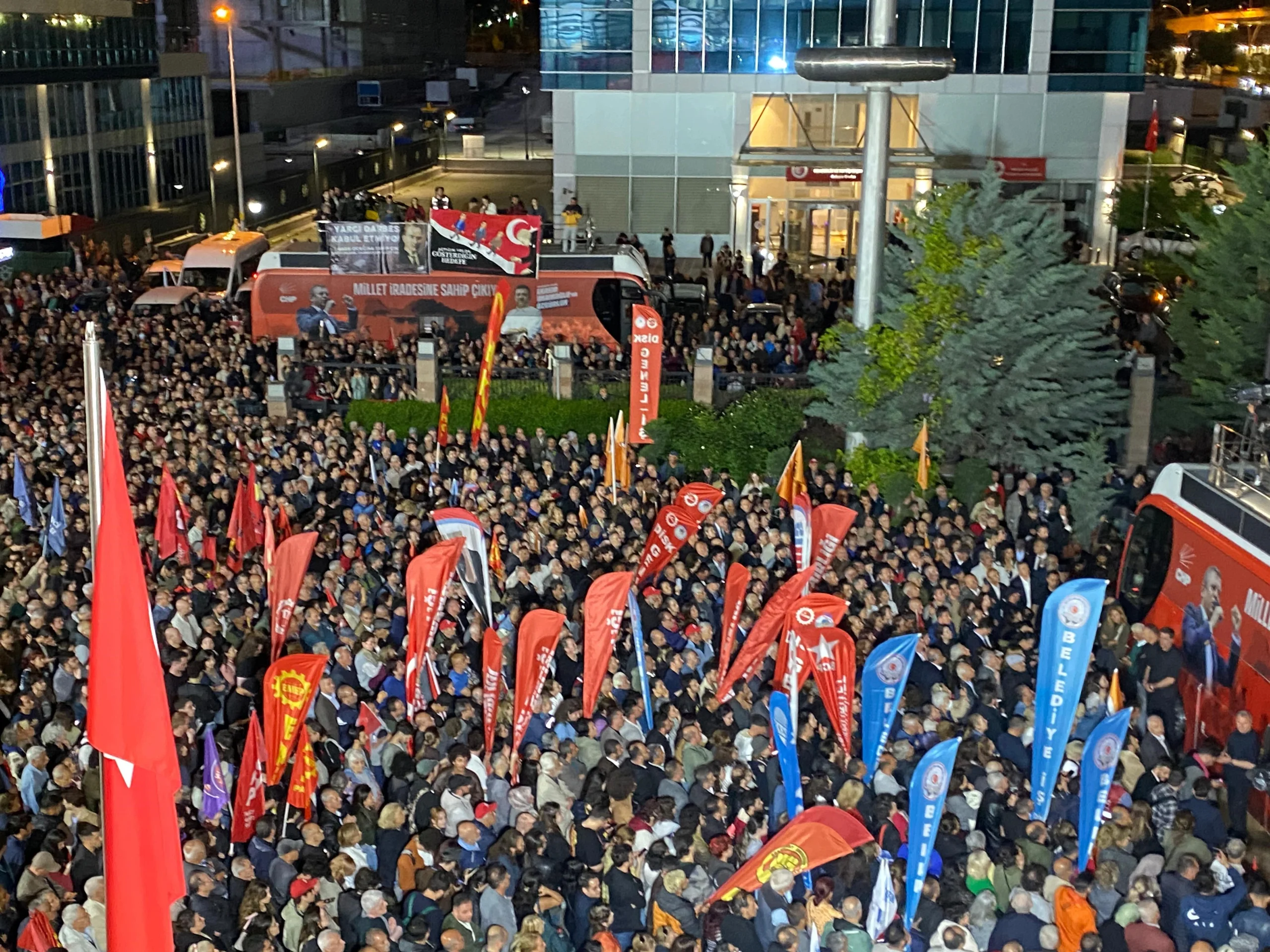 CHP Kurultayı soruşturmasında 13 gözaltı
