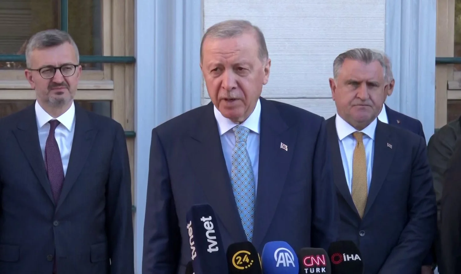 Cumhurbaşkanı Erdoğan’dan bayram namazı çıkışı Netanyahu’ya sert sözler