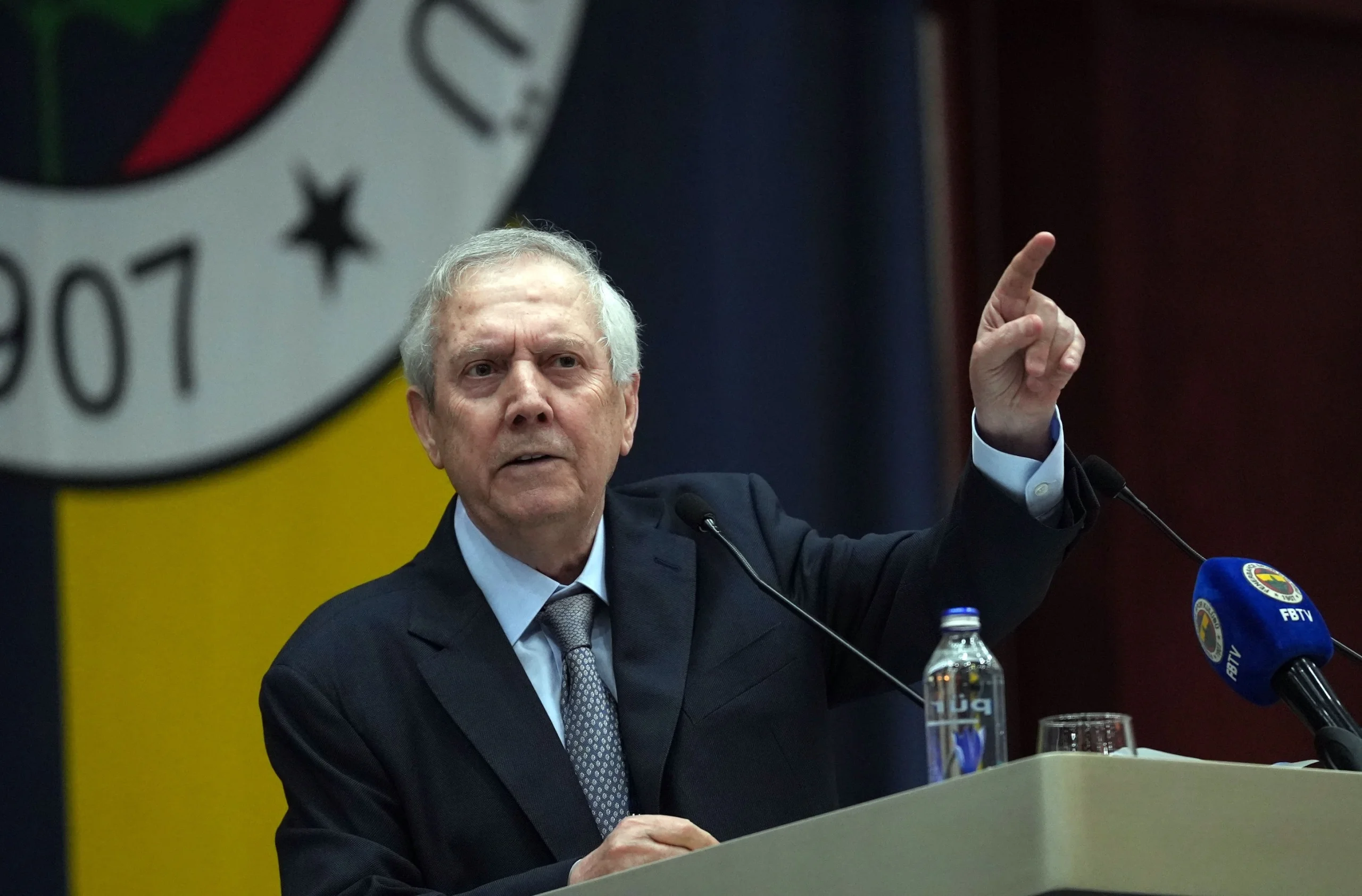 Fenerbahçe'de Aziz Yıldırım kampanyası