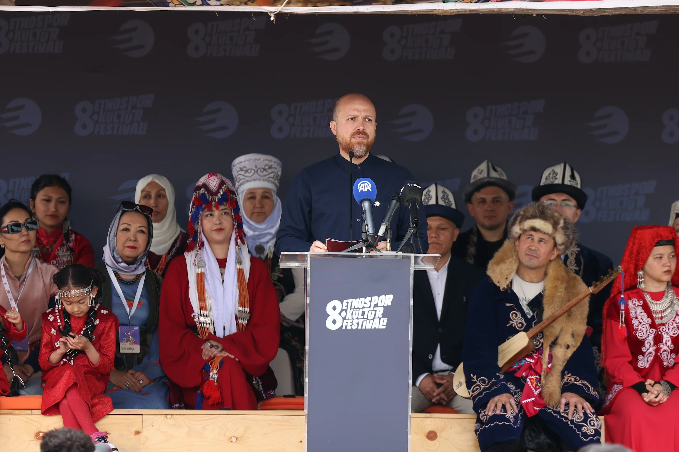 Bilal Erdoğan: “Etnospor Festivali dünyanın tüm renklerini birbiriyle yakınlaştırıyor”