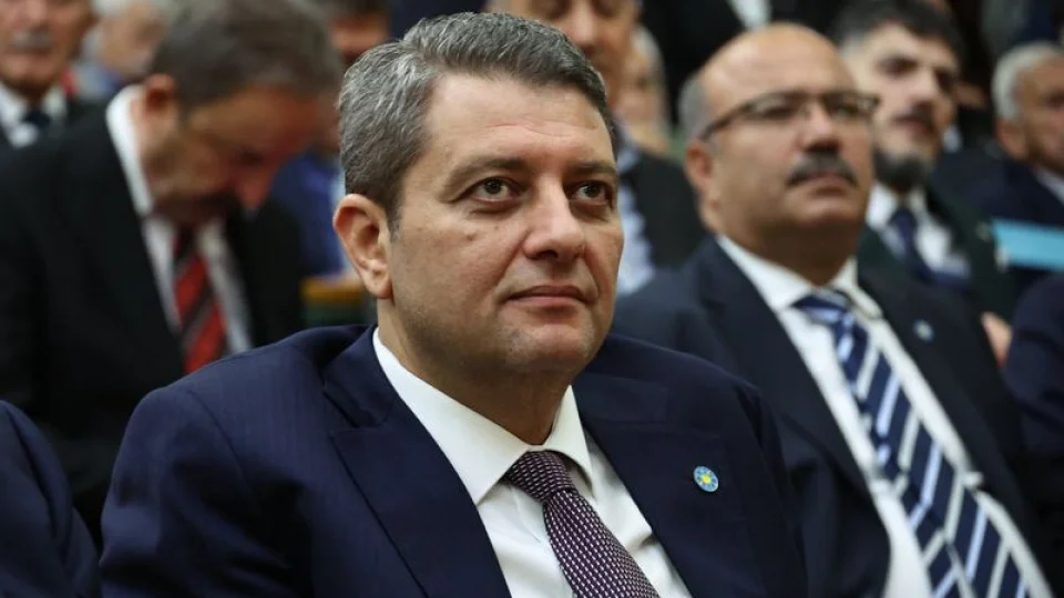 İyi Parti’den istifa eden Beyaz hangi partiye katılacak! AK Pati söylemleri doğru mu?