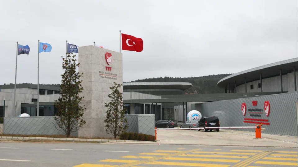 TFF yabancı kuralını resmen açıkladı! Kulüpler kaç yapancıyla oynayabilecek?