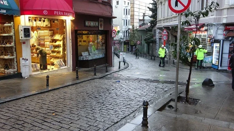 Beyoğlu'nda 30 cadde ve sokak trafiğe kapalı: İşte alternatif yollar