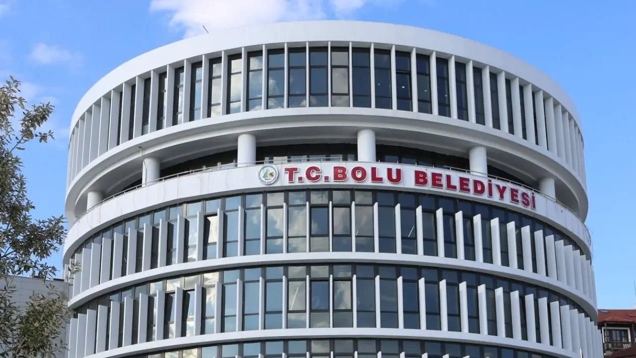 Bolu Belediyesi "irtikap"  iddianamesi kabul edildi: Tanju Özcan için rekor ceza talebi!