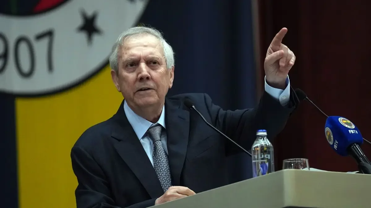 “Burası Fenerbahçe” restini çekti: Aziz Yıldırım’dan transfer kriteri, Yağız Sabuncuoğlu açıkladı!