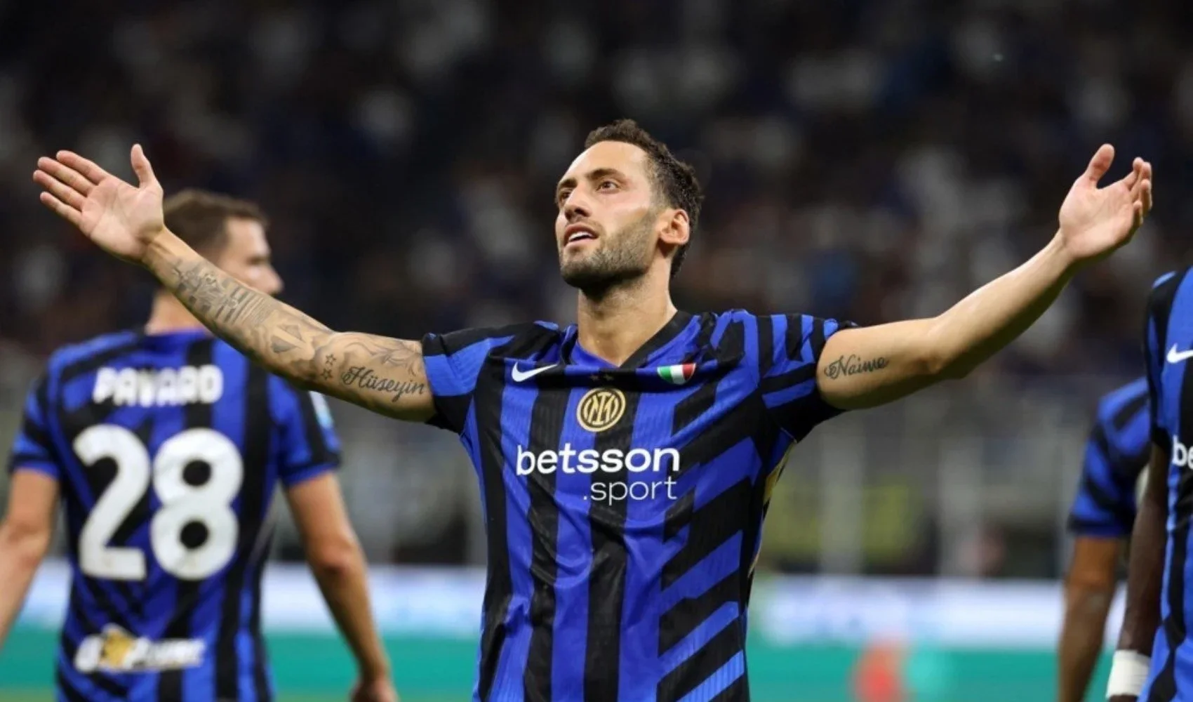 Hakan Çalhanoğlu'nun menajeri konuştu: Fenerbahçe ile anlaşma var mı?