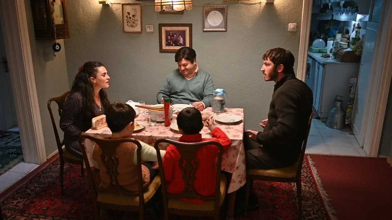hazine-filmi-konusu-oyunculari-ve-nerede-cekildi.webp