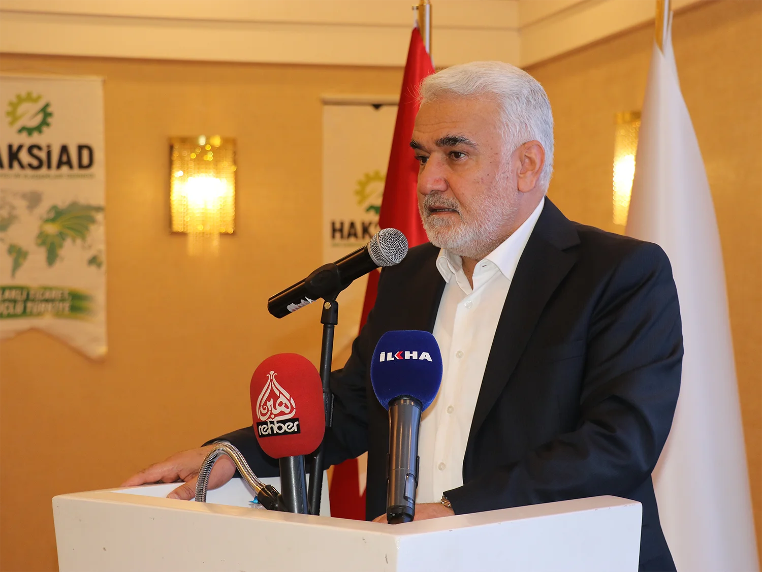 HÜDA PAR Lideri Yapıcıoğlu: Dürüst tüccarın İslam'a hizmetine âlimlerin vaazı yetişememiştir