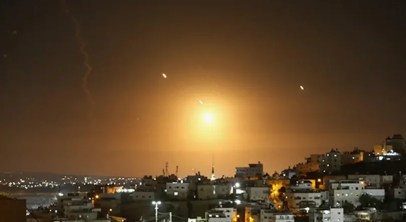 İran’dan İsrail’e füzeli misilleme: Tel Aviv'de sirenler çalıyor
