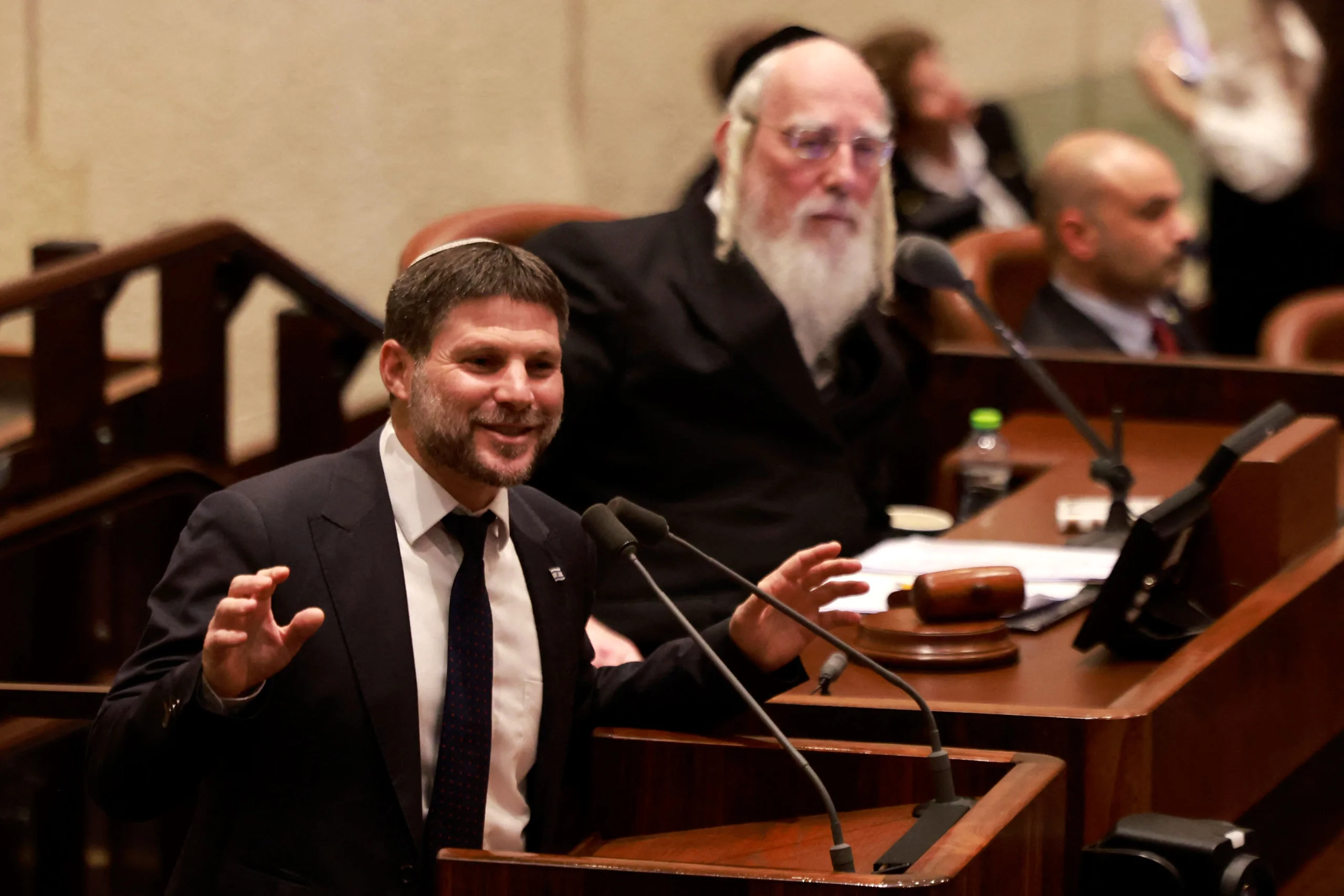 İsrail’den Lübnan açıklaması: Smotrich “Çekilmeyeceğiz” dedi, ABD’ye rest çekti