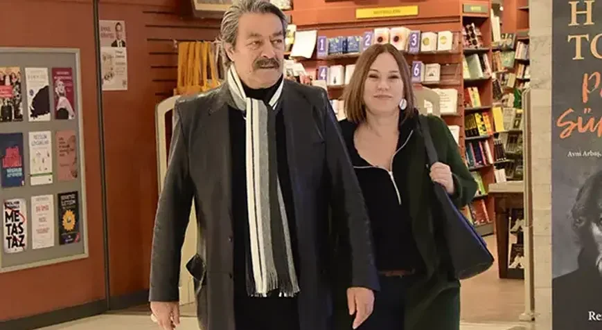 julide-kural-kimdir-kac-yasinda-kadir-inanir-ile-evli-miydi-2.webp