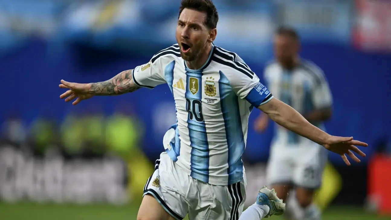 Messi, 2 gol daha atarak rekor üstüne rekor kırdı