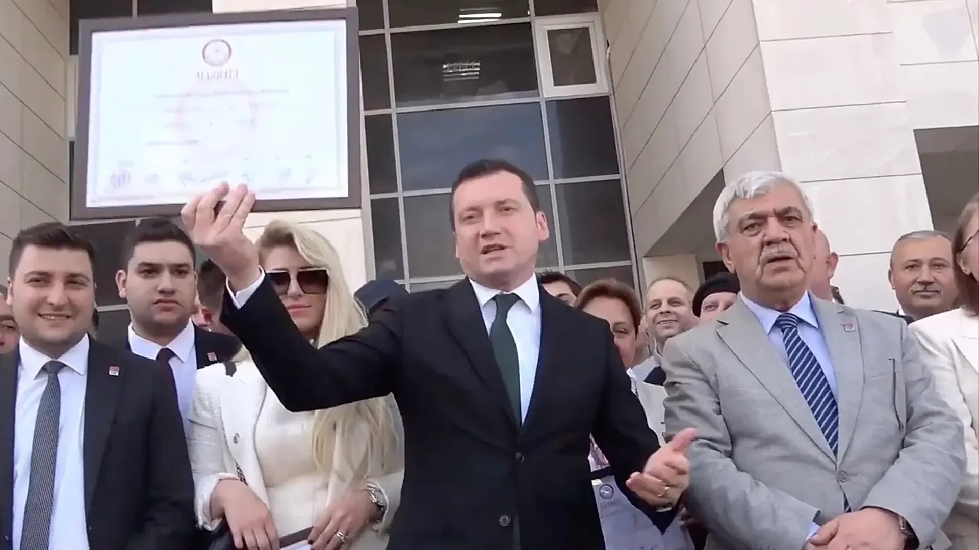Silivri Belediye Başkanı Balcıoğlu görevinden uzaklaştırıldı